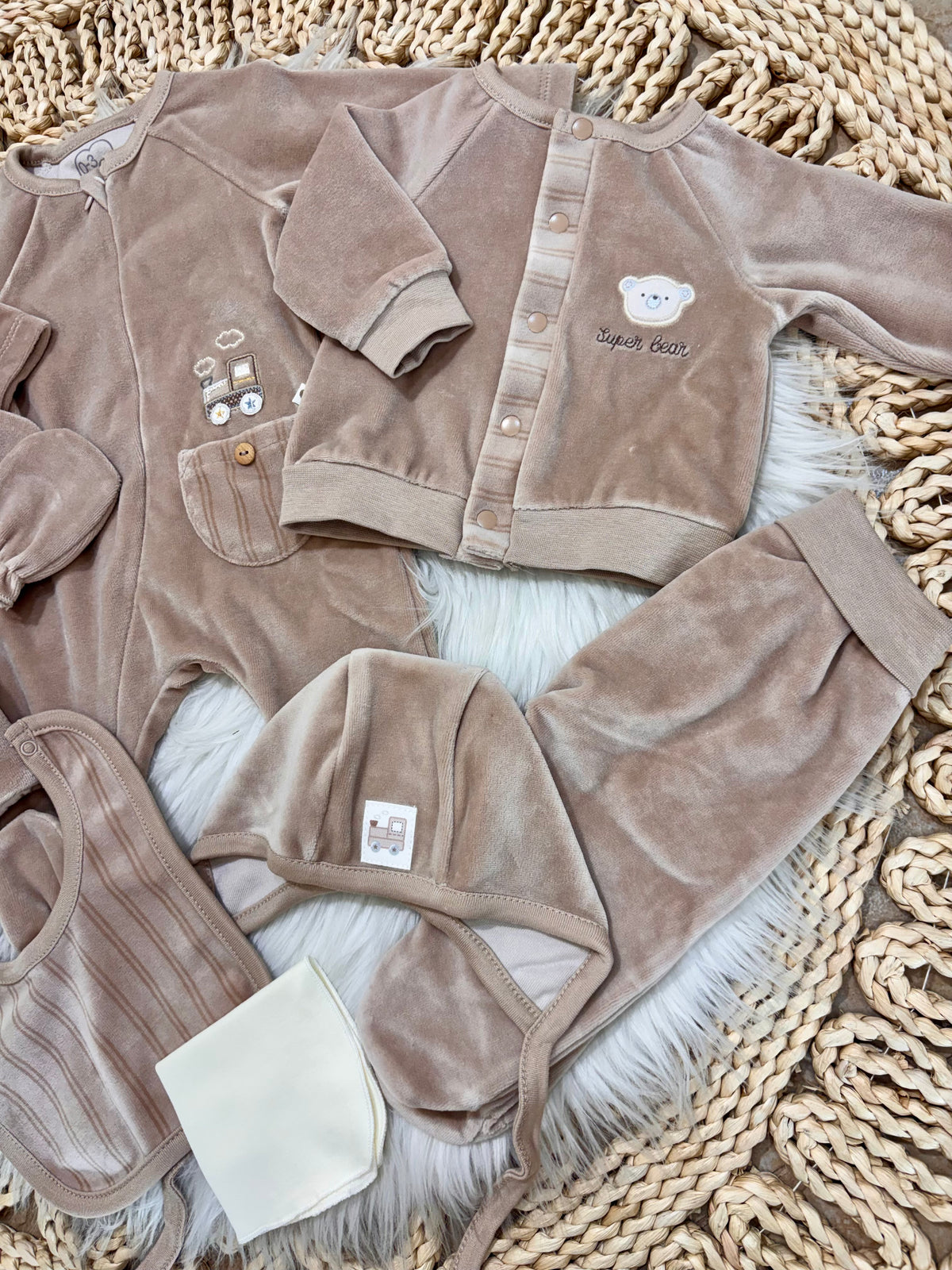 Caramell-10-Piece Hospital Set