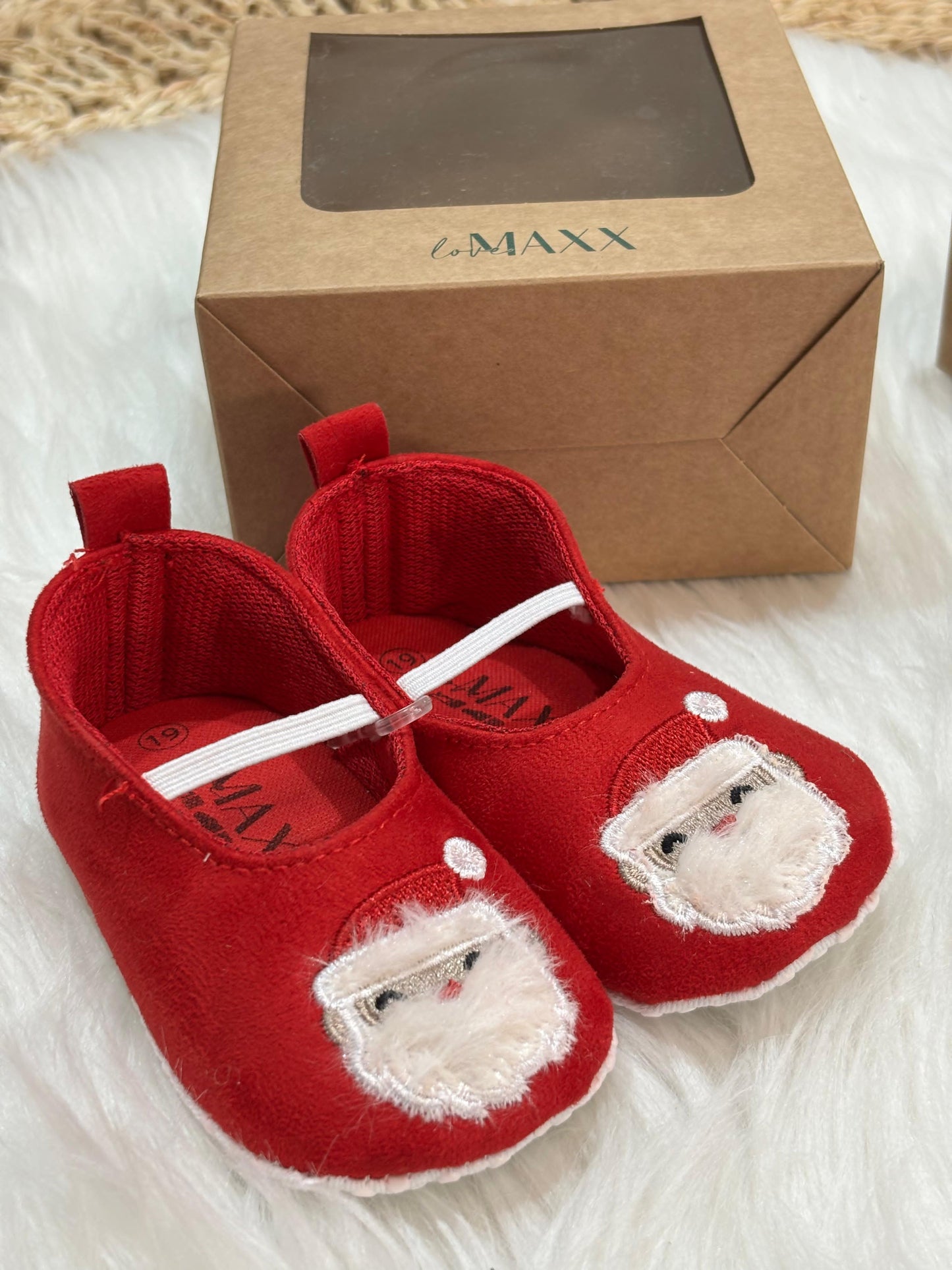 Love max-Unisex Christmas Shoes