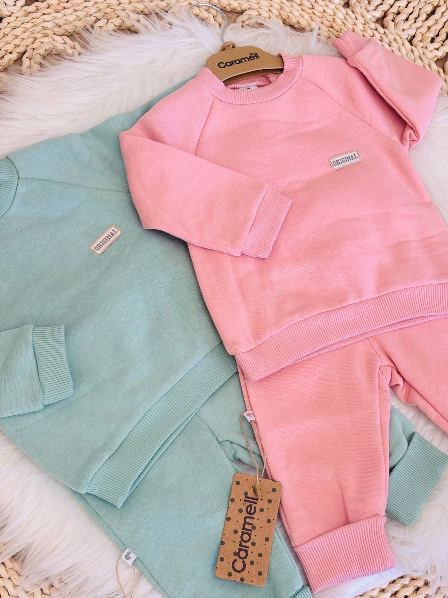 Caramel-Fleeced Set