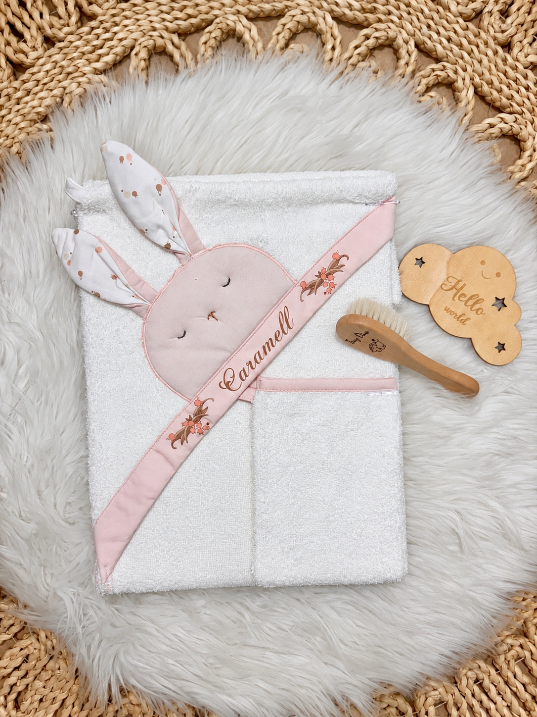 Caramell-Hooded Bath Towel With Glove