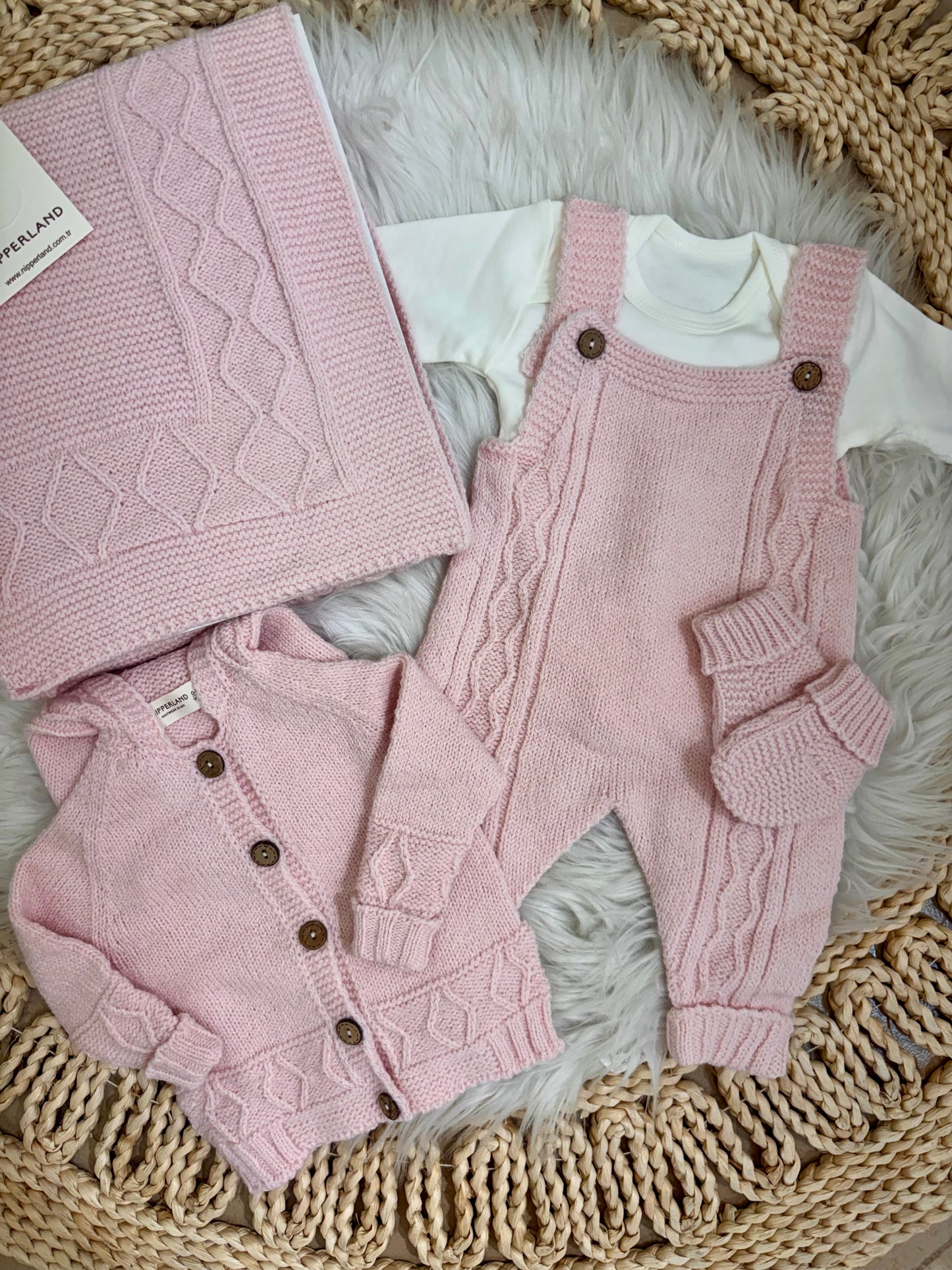 Nipperland-Knitted 4-Piece Set